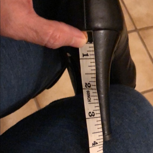 Coach Allyson knee high soft leather boots EUC - Picture 6 of 8